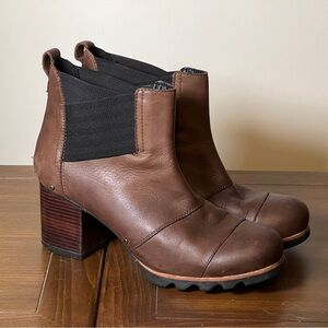 Sorel Addington Brown Leather Chunky Heel Chelsea Booties
